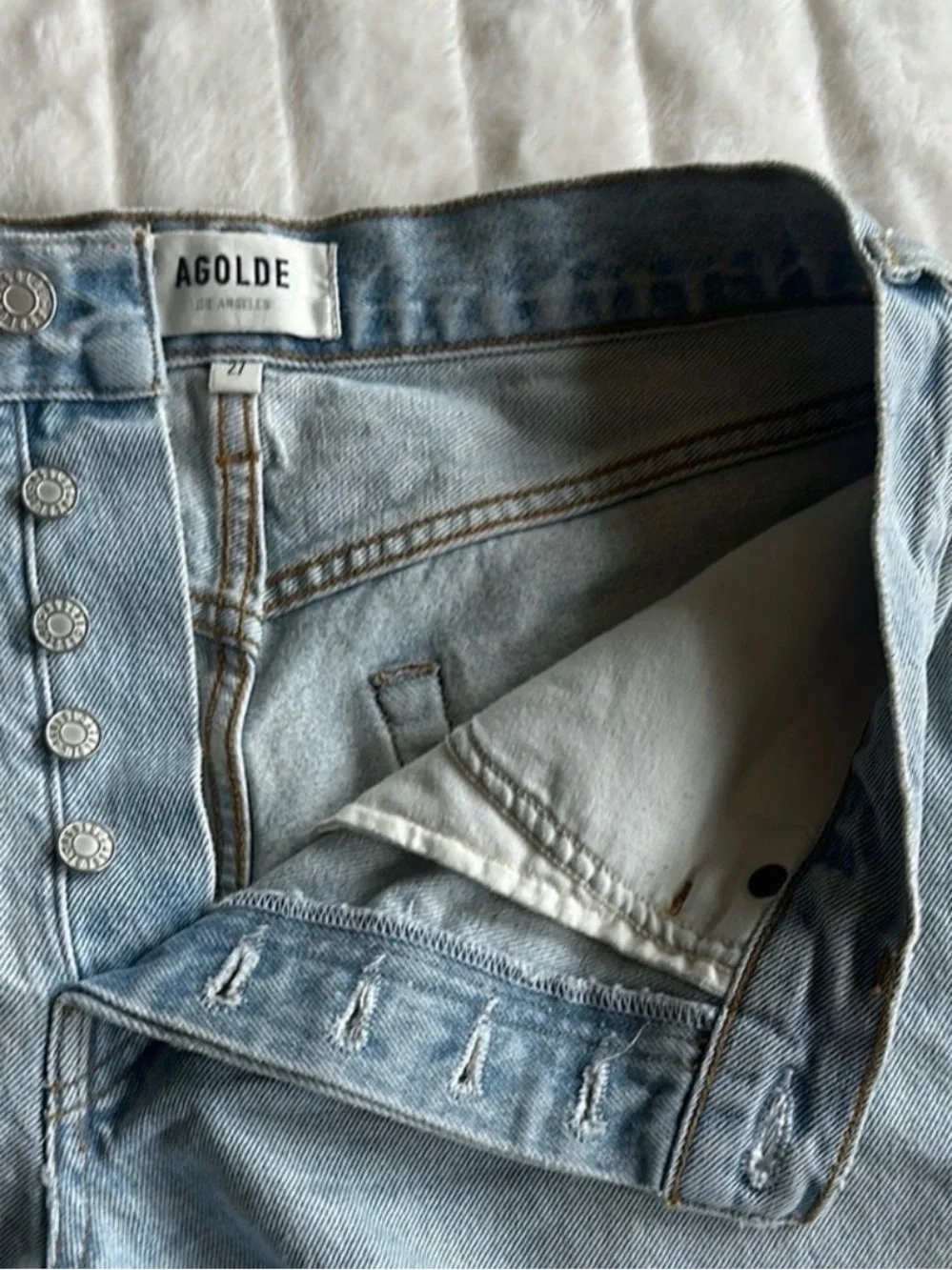 01. Agolde Parker long Denim Shorts in comeback